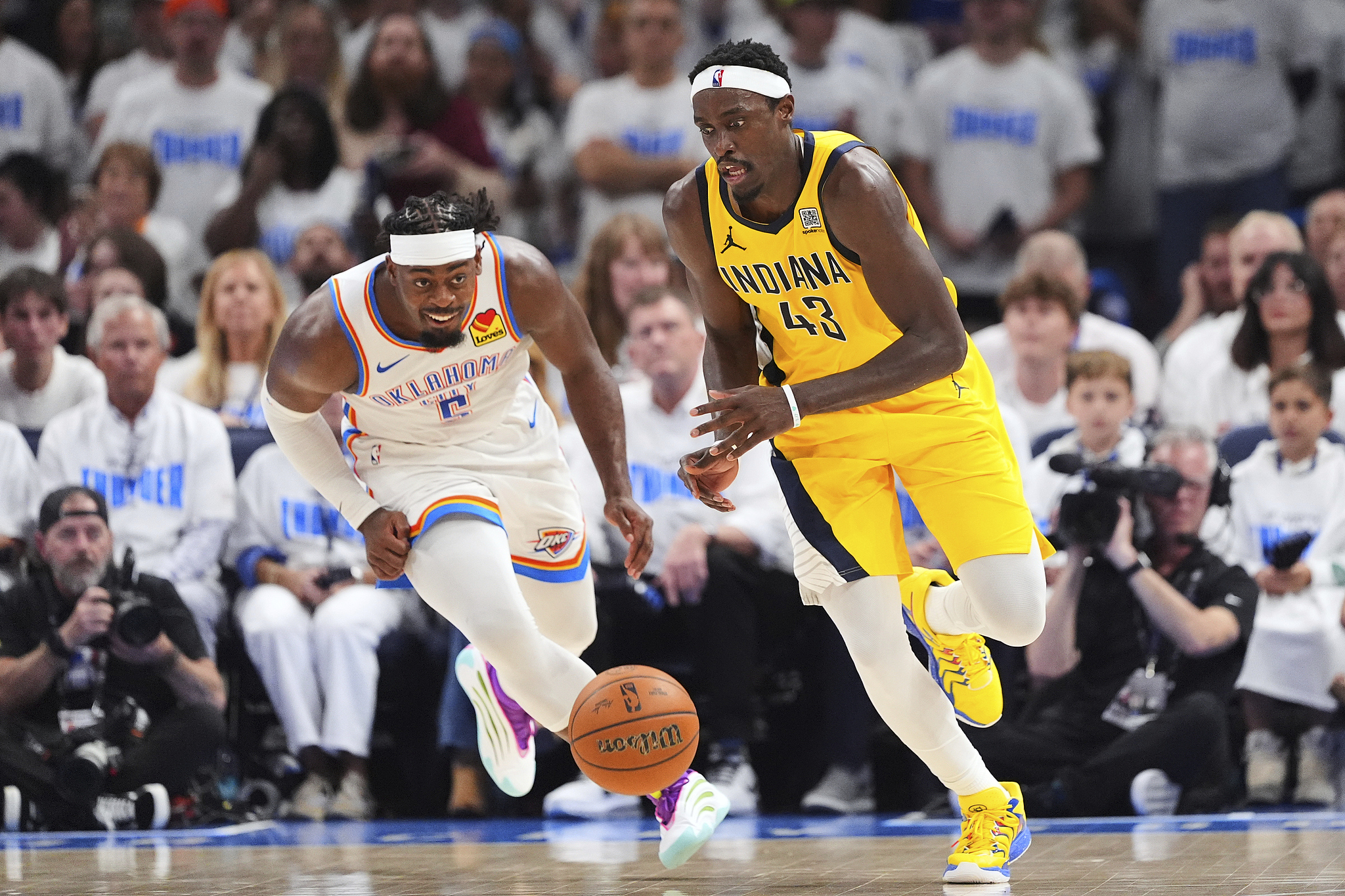 星空体育中国-包含巴塞罗那迎NBA总决赛关键赛，国际比赛日单刀错失，媒体盛赞，纪律约束更严格的词条