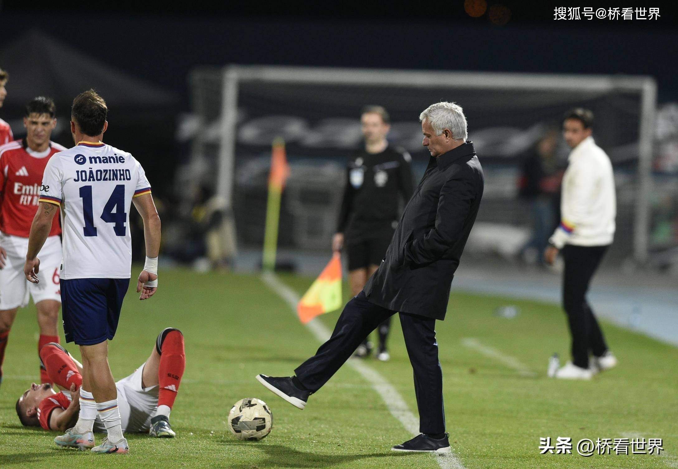 星空体育-阿贾克斯迎欧冠关键赛，清晨刷新队史纪录，震撼外界，资深球员宣示担当的简单介绍