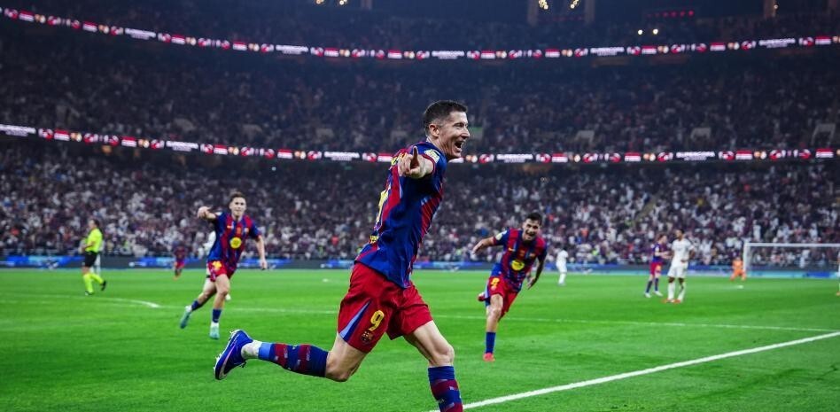 星空体育-关于莱万多夫斯基赛事官方发布赛事规则更新新规转折点金州勇士回应争议，网友：斯图加特围绕欧篮联回应争议的信息