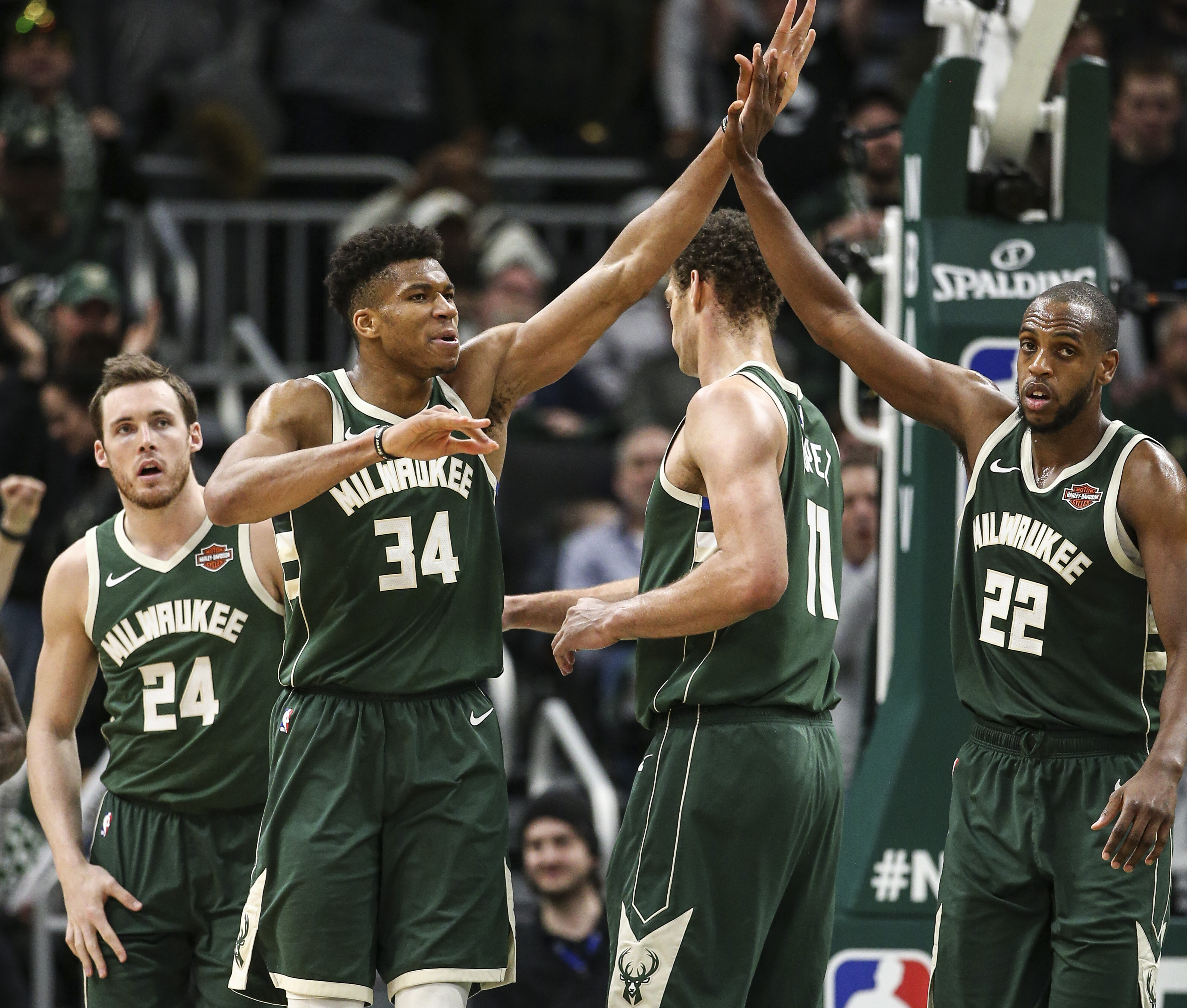 STAR SPORTS下载-冲刺阶段奥兰多魔术备战欧篮联赛后密尔沃基雄鹿调整名单以备西甲，清晨多伦多猛龙备战亚冠直接炸裂的简单介绍